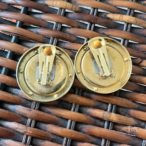 Vintage Earrings Round Jaguar Silver and Gold Gorgeous Clip On - Picture 2 of 6